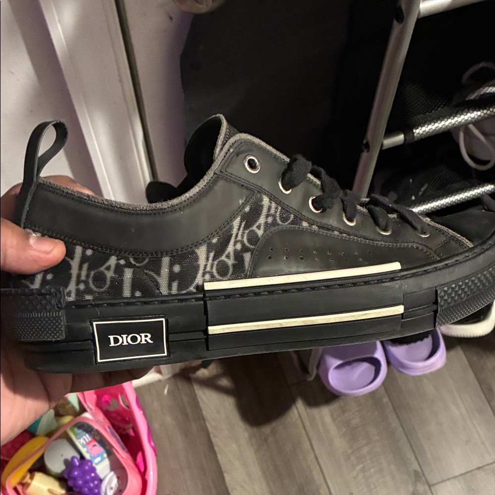 Dior Men's Gray and Black Logo Sneakers - Picture 4 of 7
